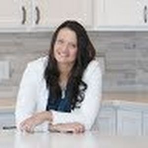 Meet your Posher, Desiree